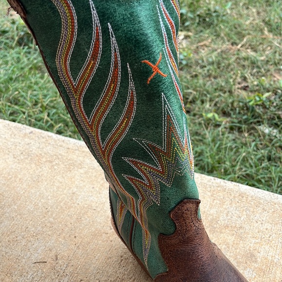 Gorgeous Twisted X boots. Size 7B. - Picture 3 of 9